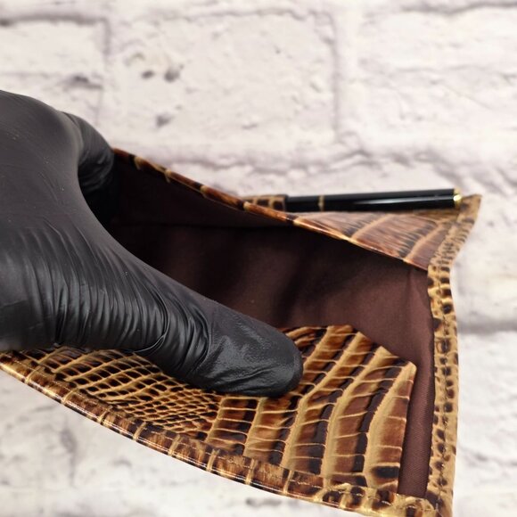 Brahmin Toasted Almond Melbourne Checkbook Cover with Working Pen - Picture 5 of 7